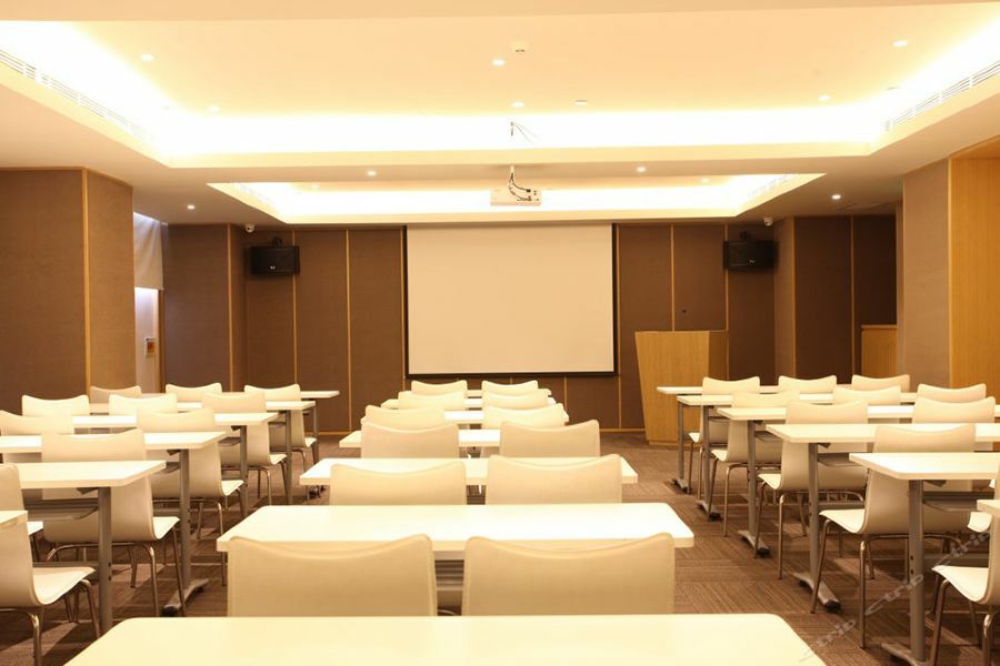 Ji Hotel Shanghai Chuansha Chengnan Road Zewnętrze zdjęcie